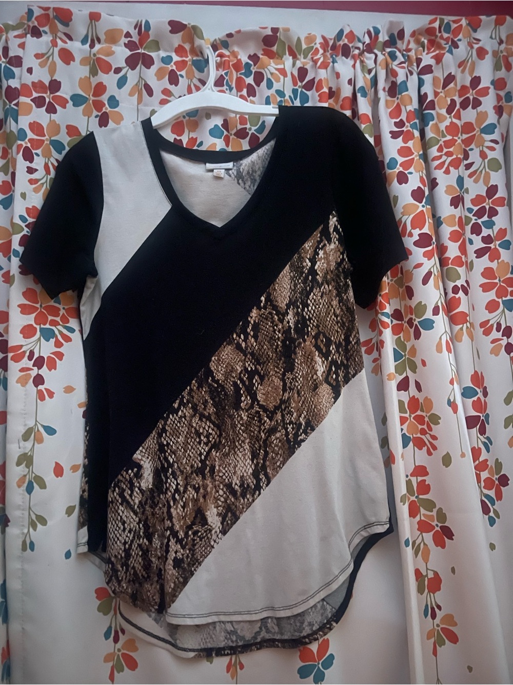 LuLaRoe Black and Beige Snake-Print V-Neck Short Sleeve Top